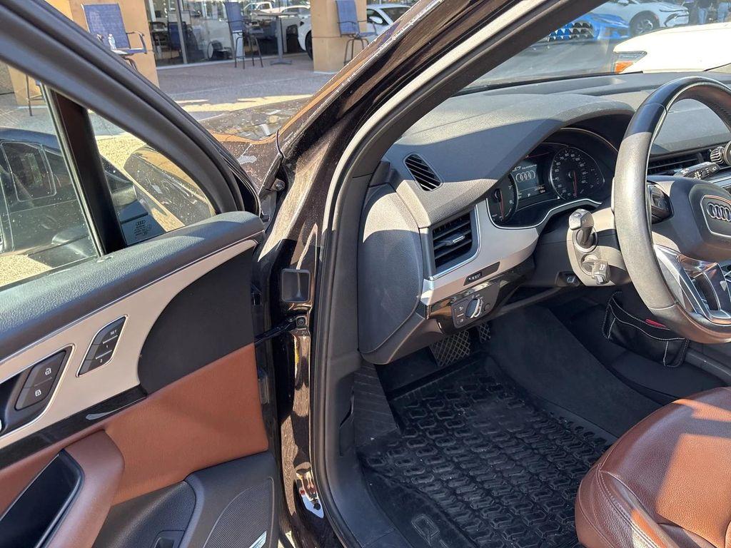 used 2018 Audi Q7 car, priced at $15,556