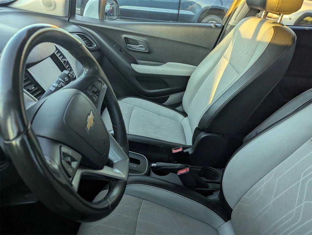 used 2020 Chevrolet Trax car, priced at $12,811