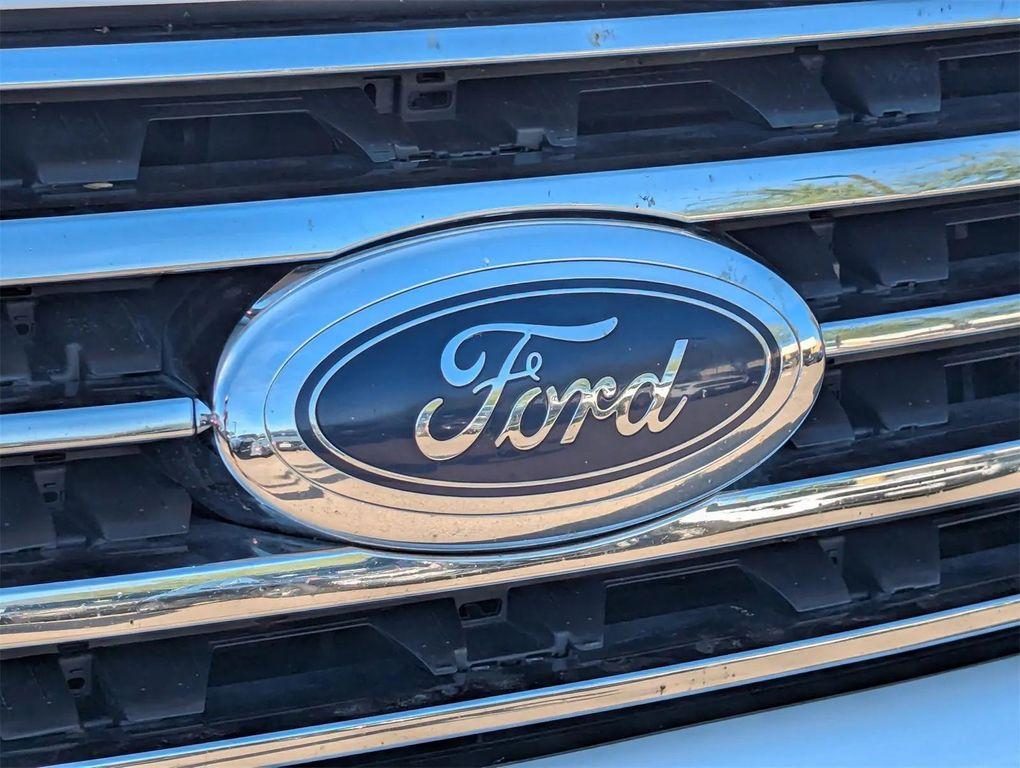 used 2018 Ford Expedition car, priced at $12,305