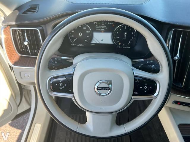 used 2019 Volvo XC60 car, priced at $24,258