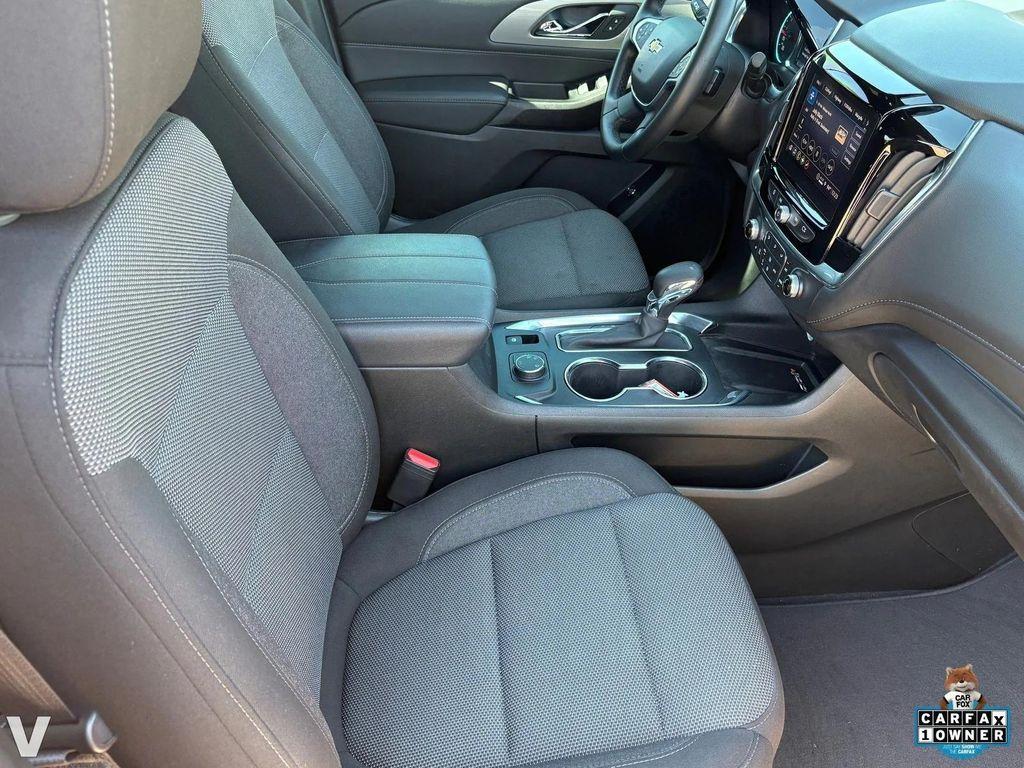 used 2023 Chevrolet Traverse car, priced at $35,436