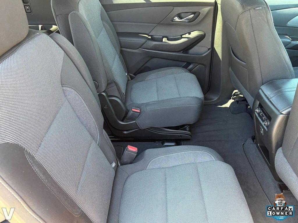 used 2023 Chevrolet Traverse car, priced at $35,436
