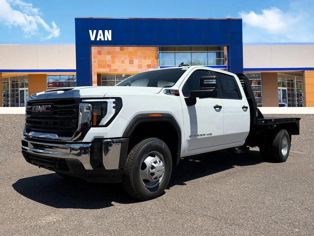 new 2025 GMC Sierra 3500 car, priced at $58,343