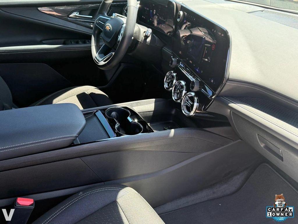 used 2025 Chevrolet Blazer EV car, priced at $27,636
