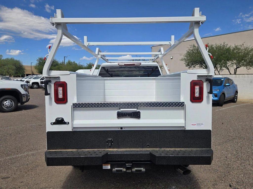 new 2025 GMC Sierra 2500 car, priced at $46,628