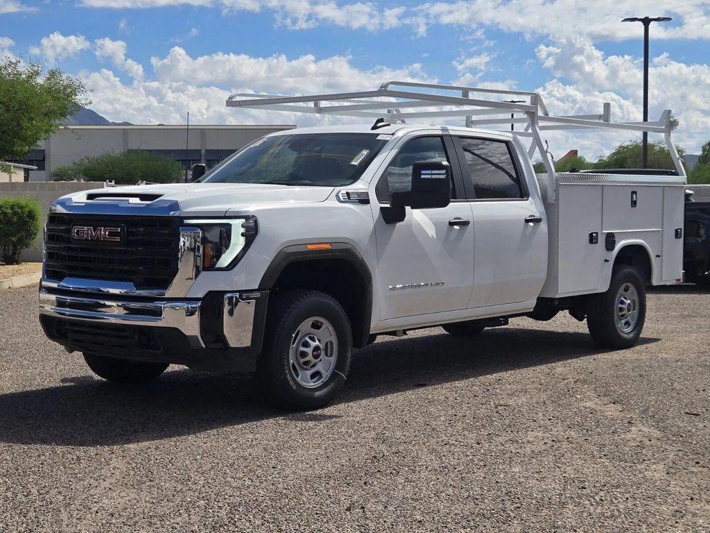 new 2025 GMC Sierra 2500 car, priced at $46,628