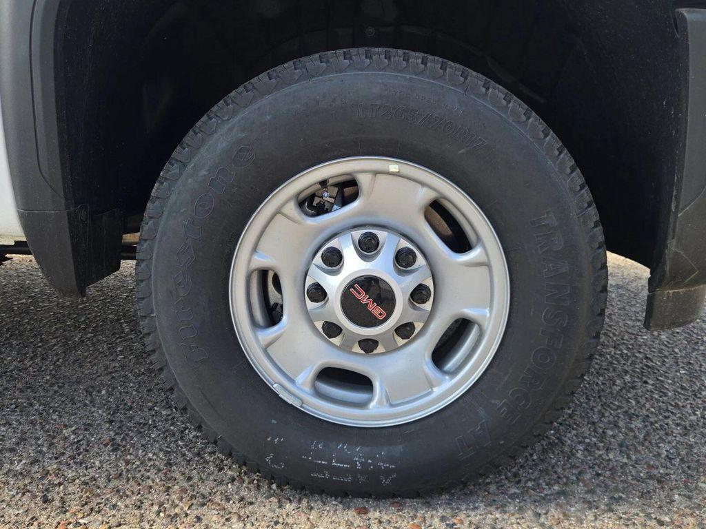 new 2025 GMC Sierra 2500 car, priced at $46,628