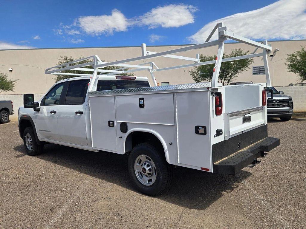 new 2025 GMC Sierra 2500 car, priced at $46,628