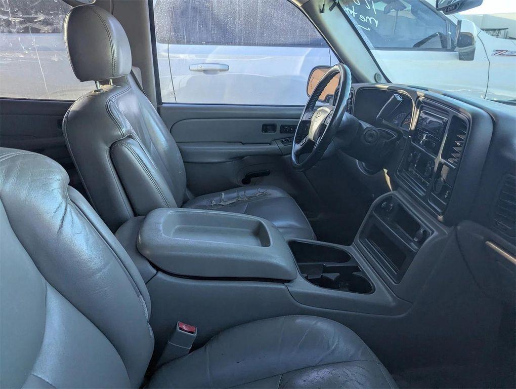 used 2006 Chevrolet Tahoe car, priced at $6,000