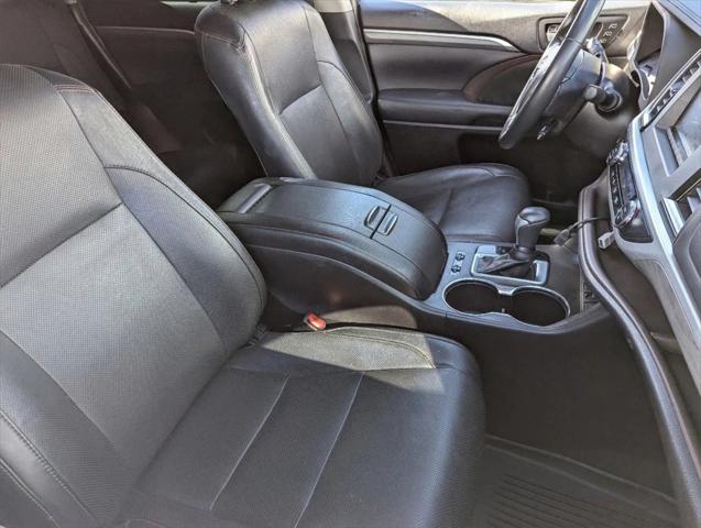 used 2019 Toyota Highlander Hybrid car, priced at $23,863