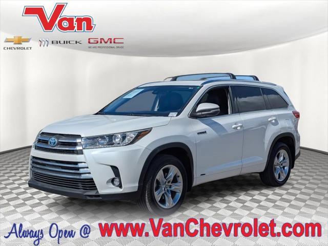 used 2019 Toyota Highlander Hybrid car, priced at $23,863