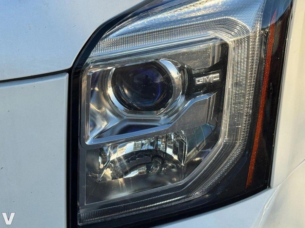 used 2017 GMC Yukon car, priced at $17,628