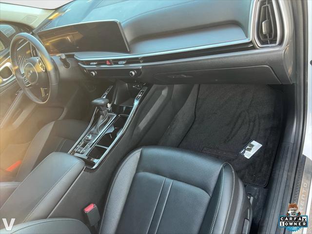 used 2025 Kia Sorento car, priced at $36,785
