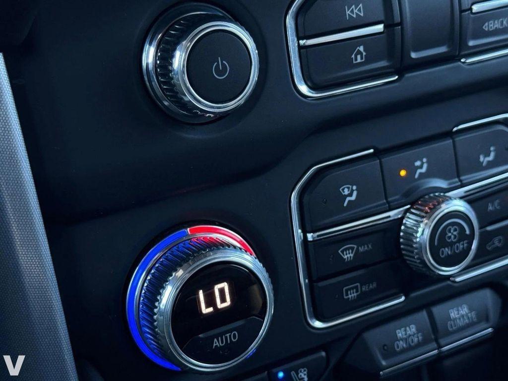 used 2022 GMC Yukon XL car, priced at $45,220