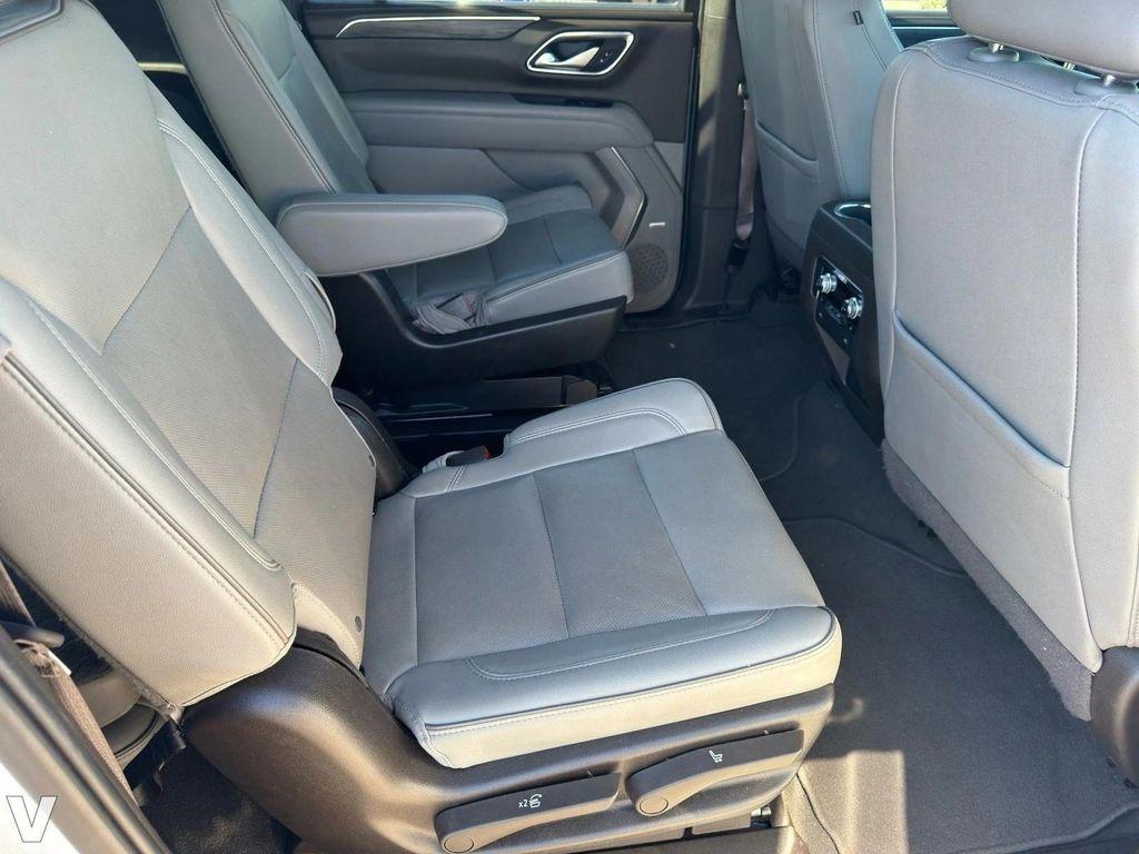 used 2022 GMC Yukon XL car, priced at $45,220