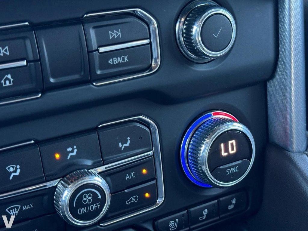 used 2022 GMC Yukon XL car, priced at $45,220