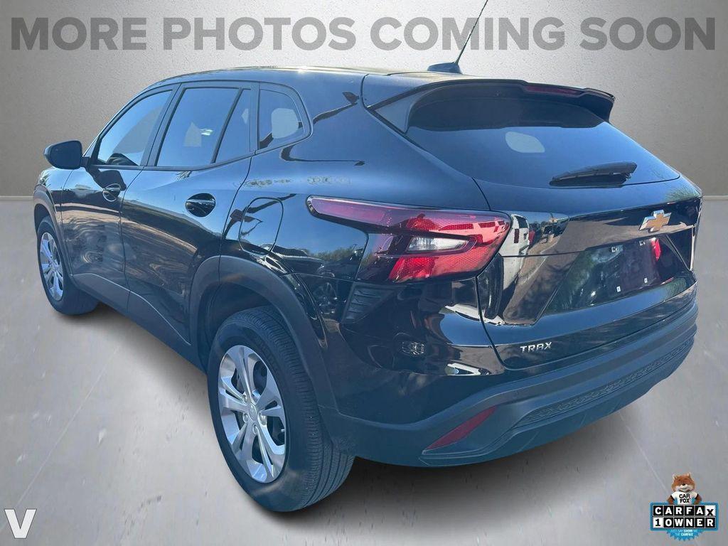 used 2025 Chevrolet Trax car, priced at $19,956