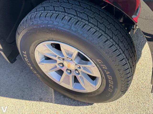 used 2025 Chevrolet Silverado 1500 car, priced at $35,990