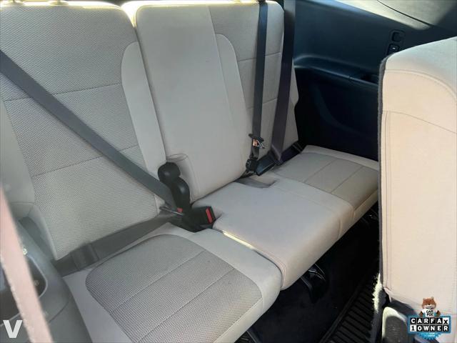 used 2023 Chevrolet Traverse car, priced at $31,731