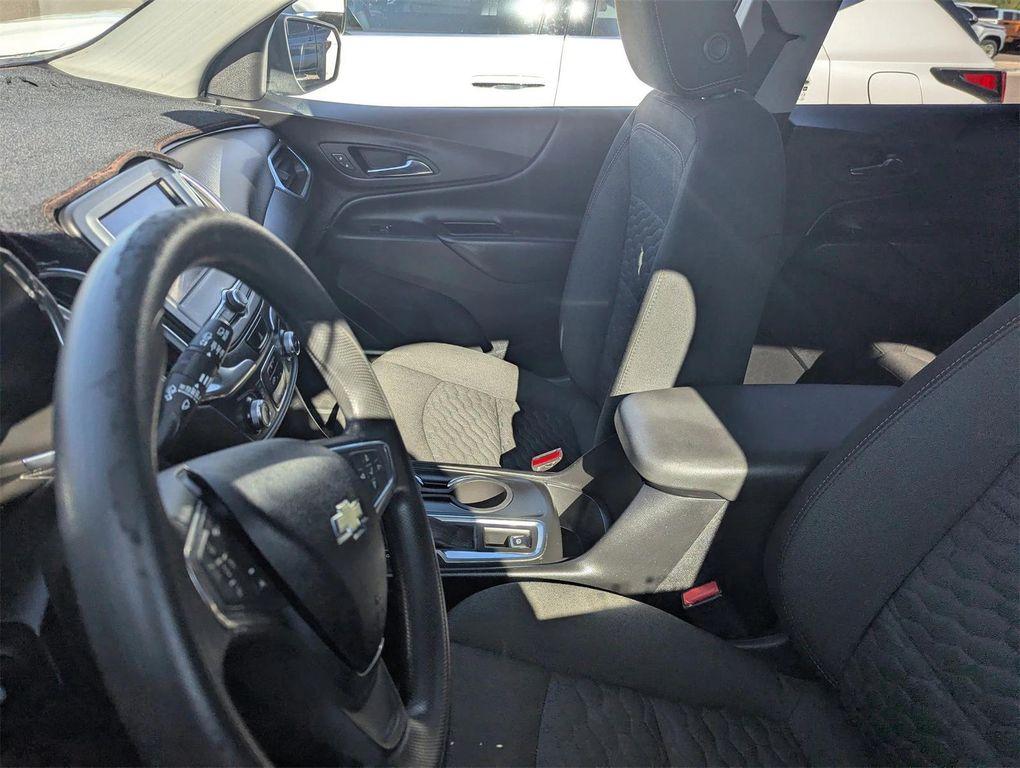 used 2021 Chevrolet Equinox car, priced at $12,995