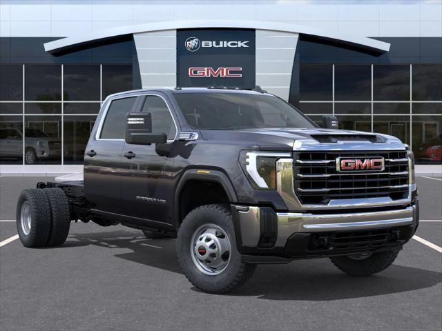 new 2025 GMC Sierra 3500 car, priced at $63,543