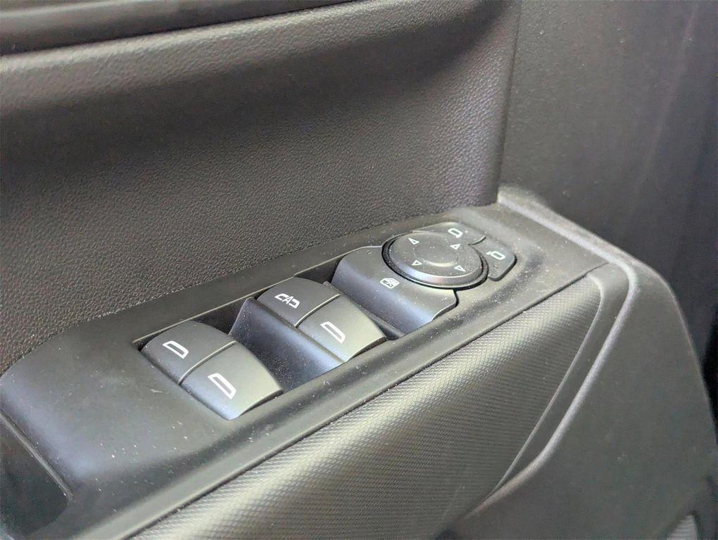 used 2025 GMC Sierra 1500 car, priced at $36,291