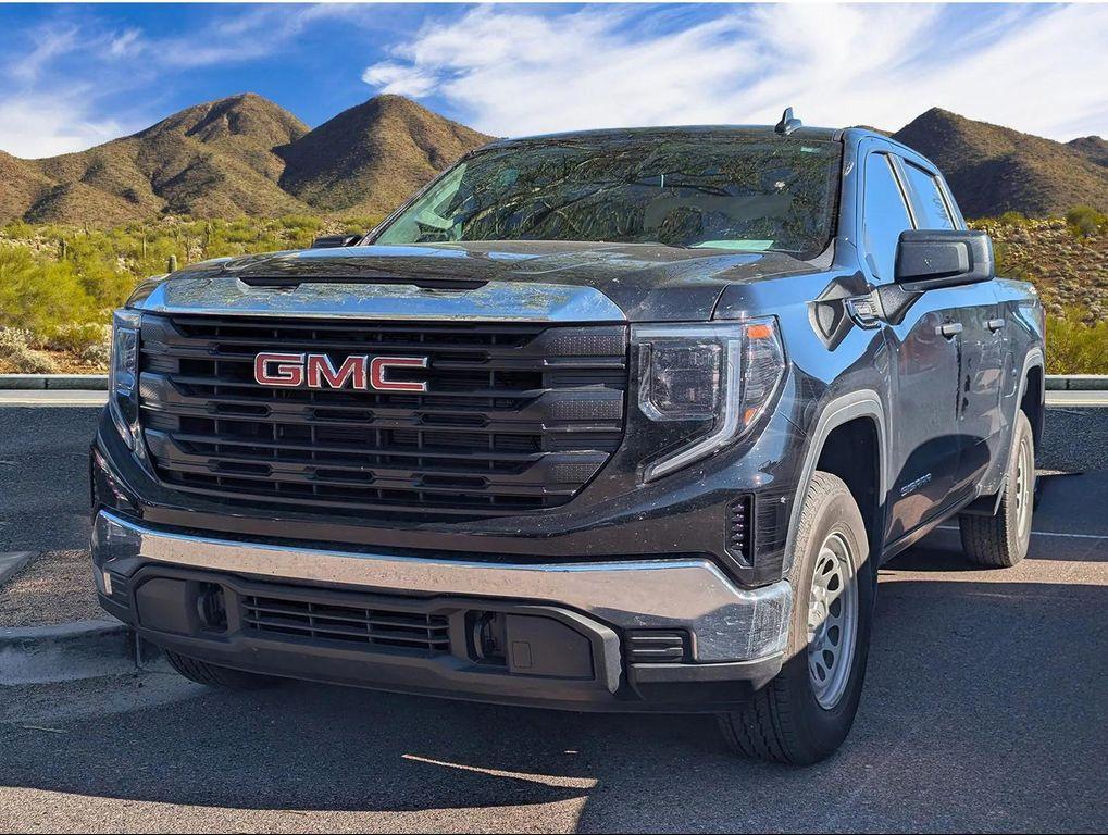 used 2025 GMC Sierra 1500 car, priced at $36,291