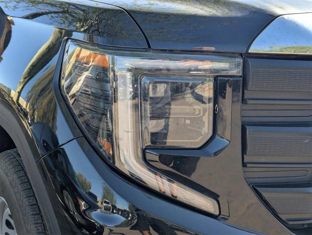 used 2025 GMC Sierra 1500 car, priced at $36,291