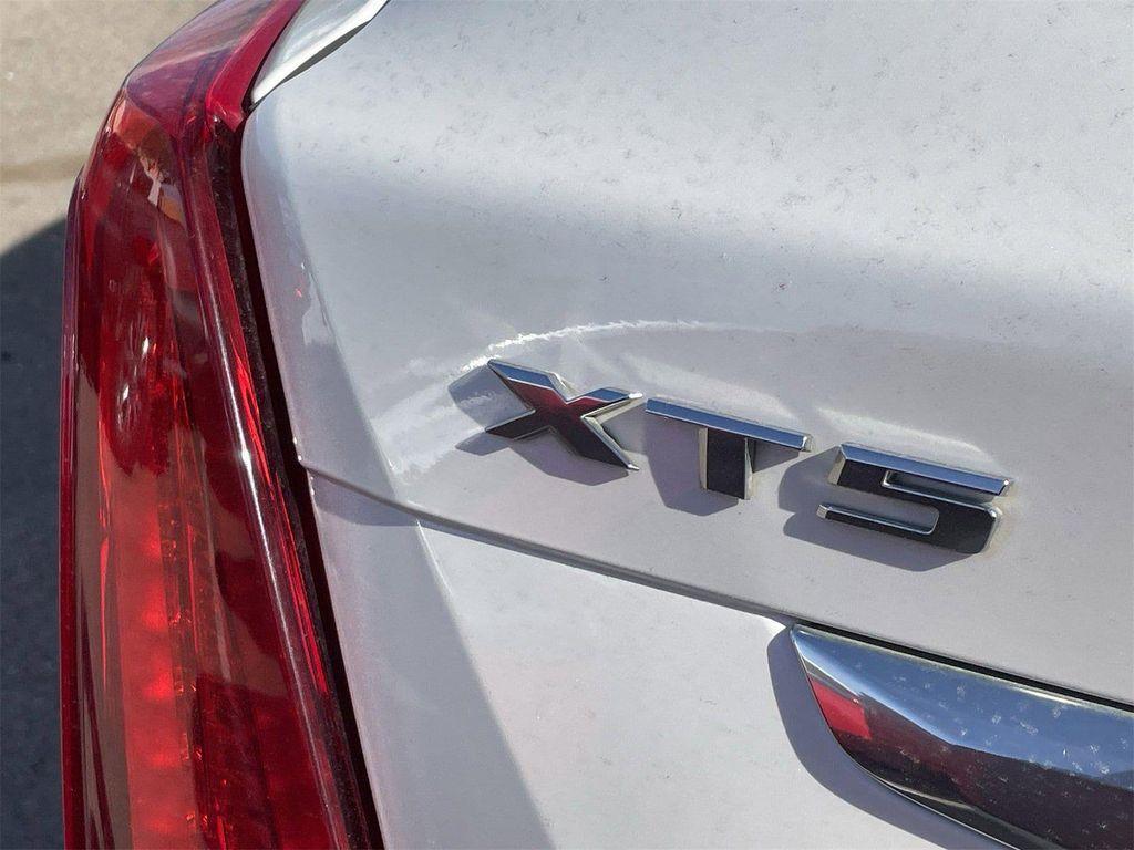 used 2017 Cadillac XT5 car, priced at $13,107