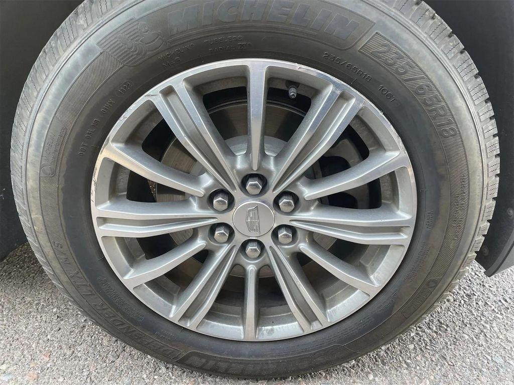 used 2017 Cadillac XT5 car, priced at $13,107