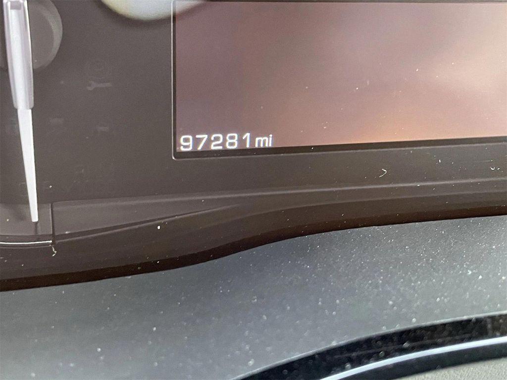 used 2017 Cadillac XT5 car, priced at $13,107