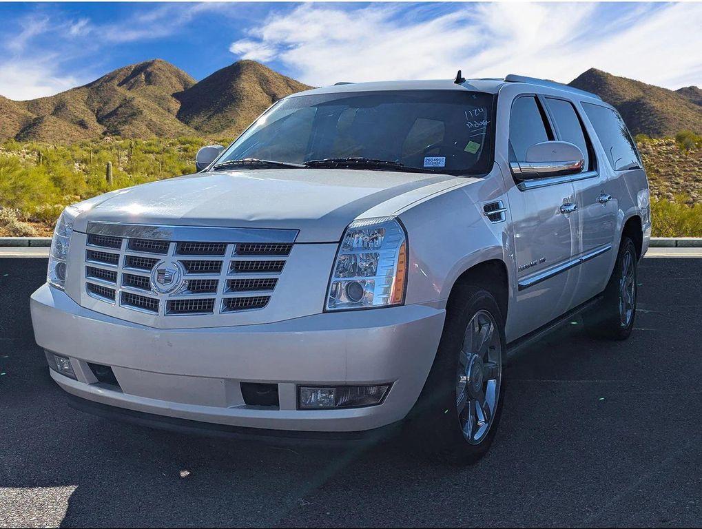 used 2010 Cadillac Escalade ESV car, priced at $15,979
