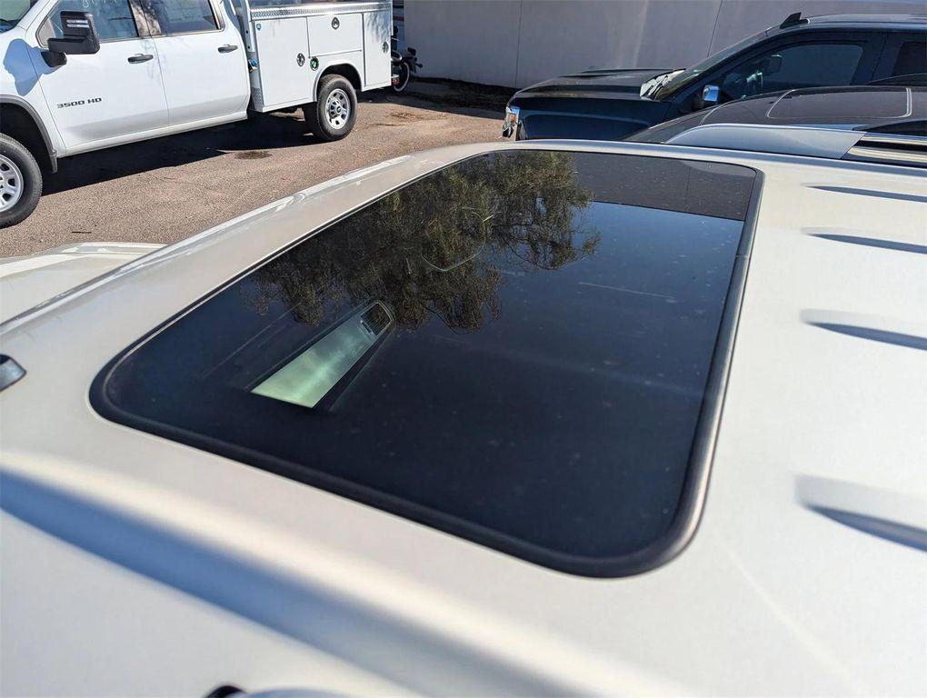 used 2010 Cadillac Escalade ESV car, priced at $15,979