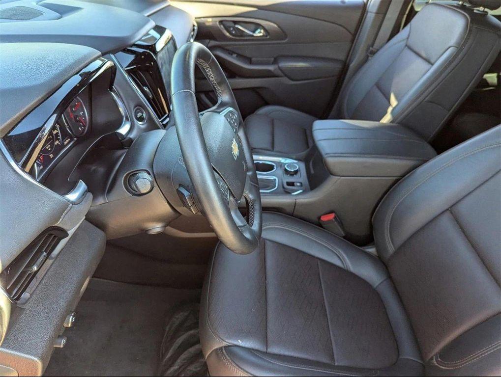 used 2023 Chevrolet Traverse car, priced at $40,858