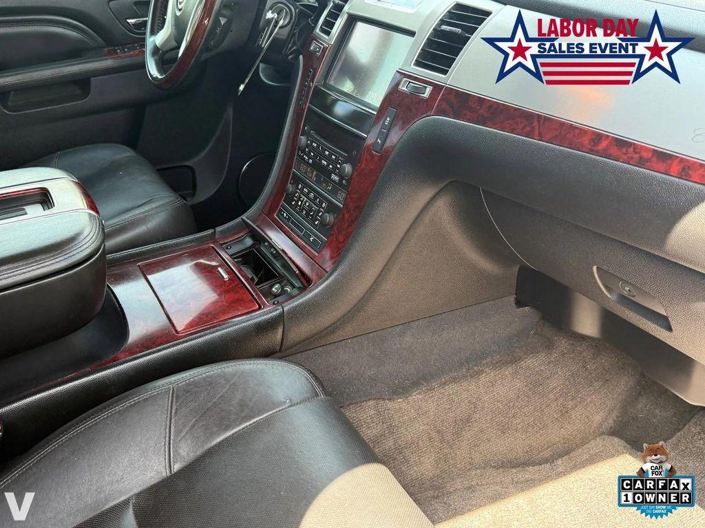used 2013 Cadillac Escalade EXT car, priced at $27,013