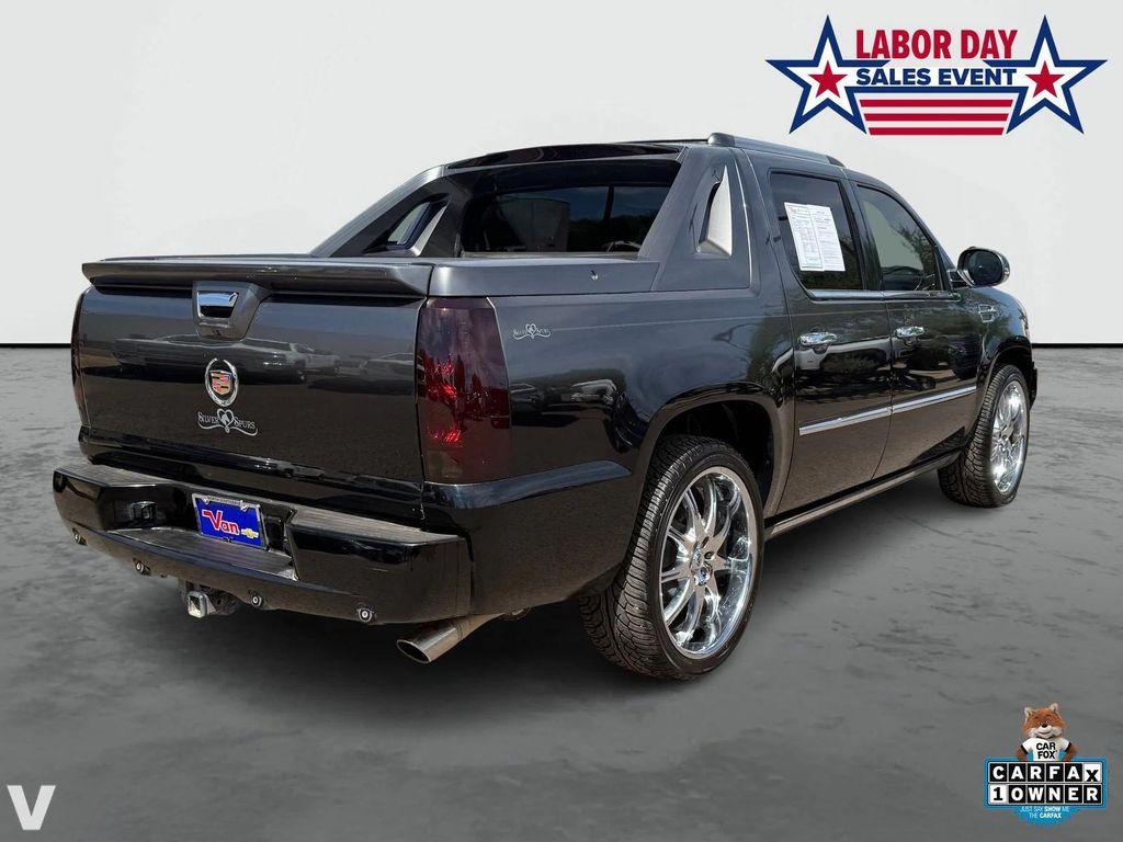 used 2013 Cadillac Escalade EXT car, priced at $27,013