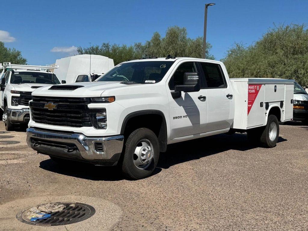 new 2025 Chevrolet Silverado 3500 car, priced at $52,143