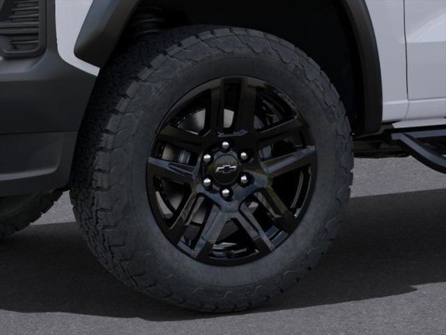 new 2025 Chevrolet Colorado car, priced at $42,974