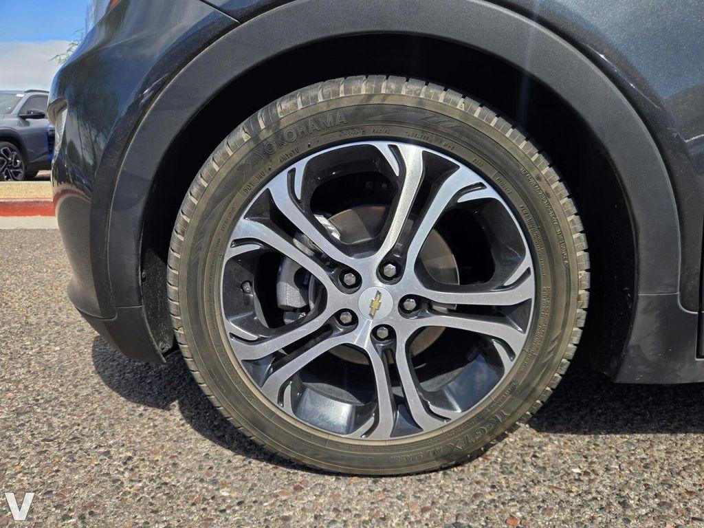 used 2021 Chevrolet Bolt EV car, priced at $14,235