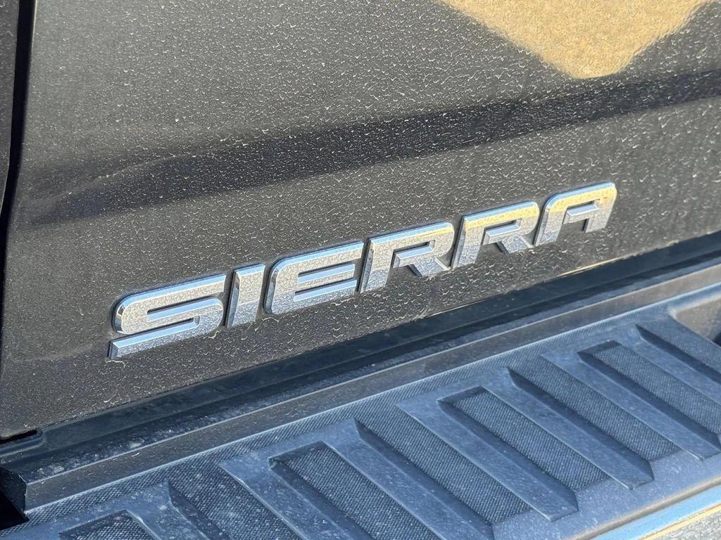 used 2018 GMC Sierra 1500 car, priced at $26,556