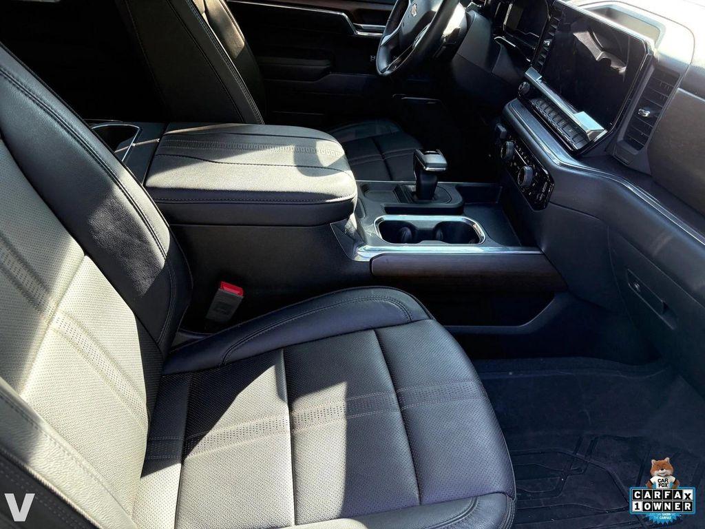 used 2024 Chevrolet Silverado 1500 car