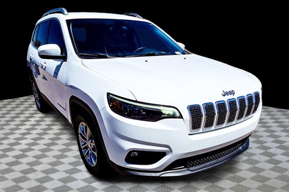 used 2020 Jeep Cherokee car, priced at $18,994