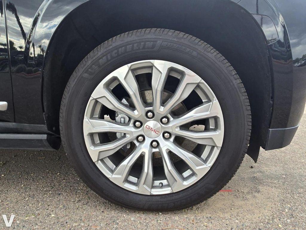 used 2022 GMC Yukon car, priced at $50,999