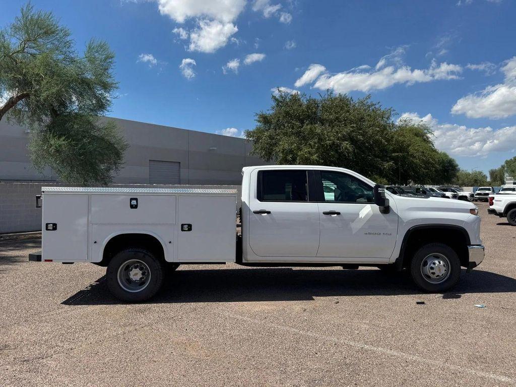 new 2024 Chevrolet Silverado 3500 car, priced at $51,903