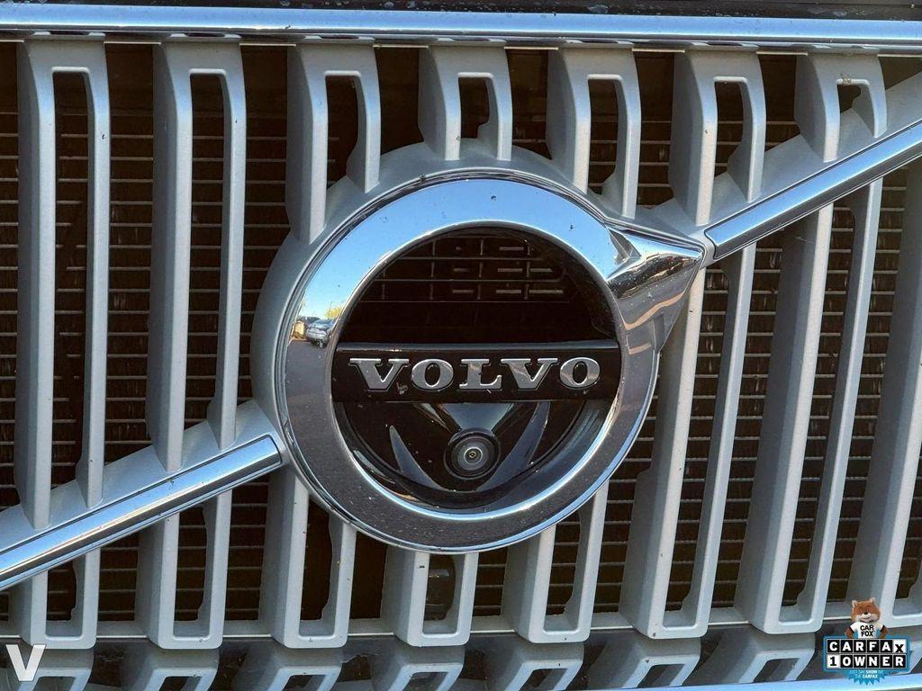 used 2018 Volvo XC90 car, priced at $25,243