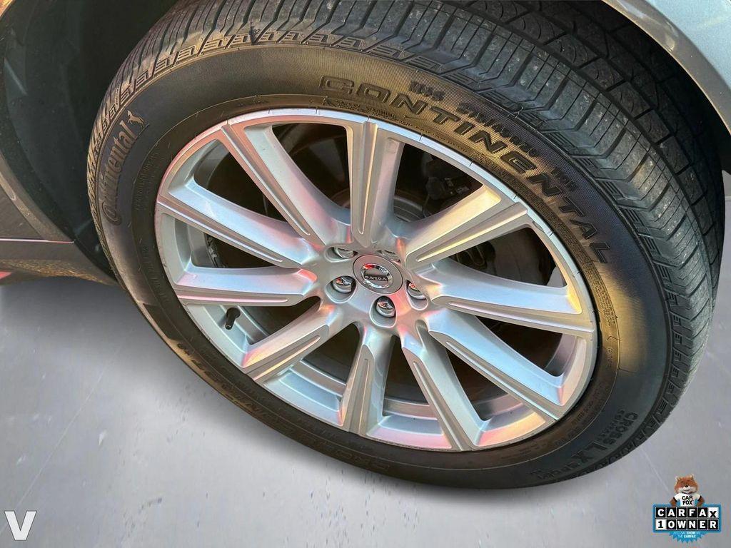 used 2018 Volvo XC90 car, priced at $25,243