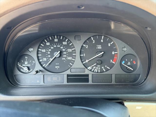 used 2001 BMW 530 car