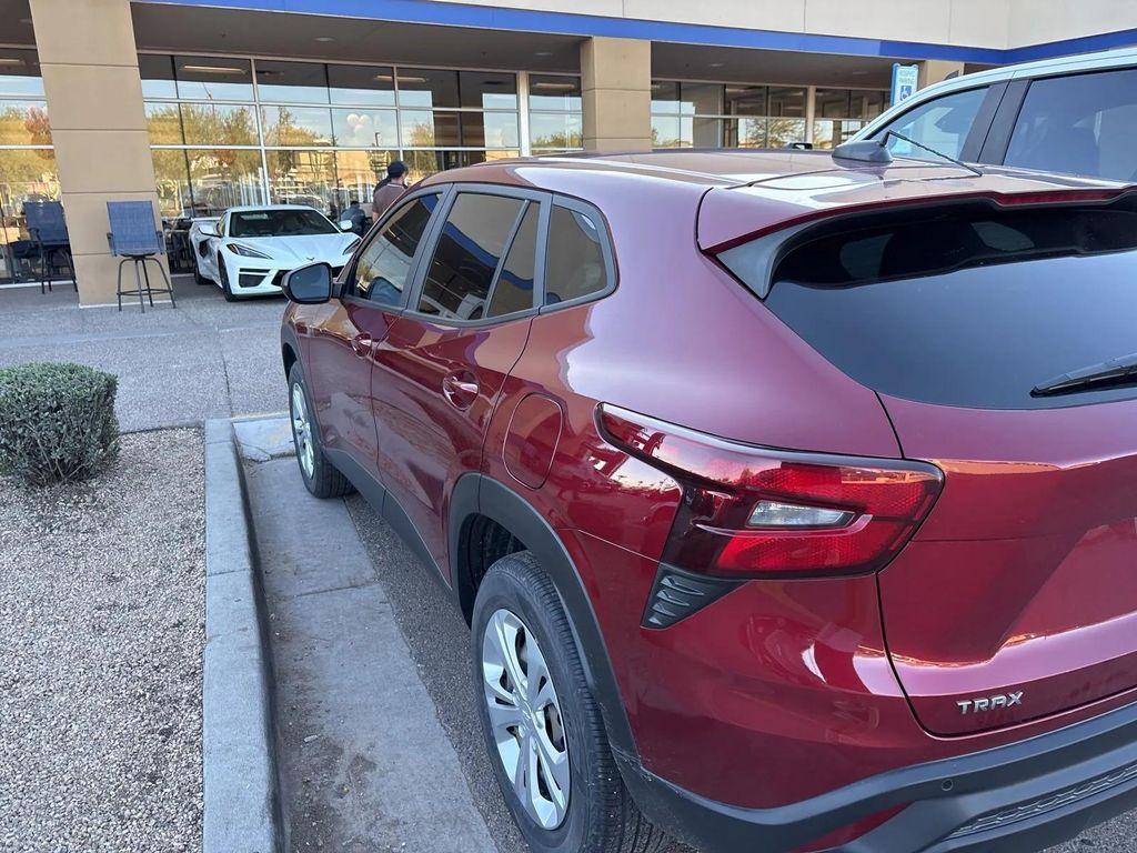 used 2024 Chevrolet Trax car, priced at $18,895