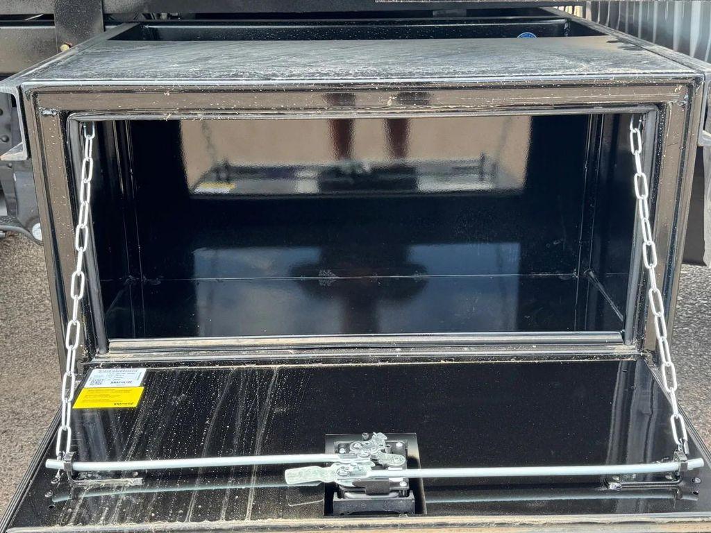 new 2025 Chevrolet Silverado 3500 car, priced at $60,633