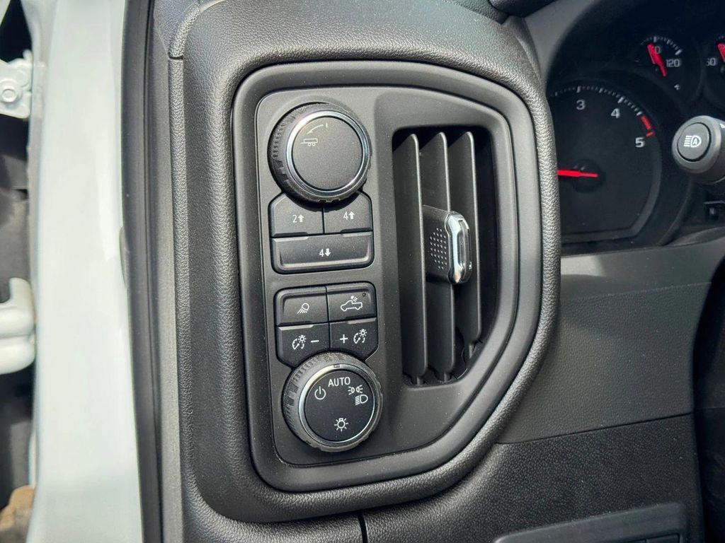 new 2025 Chevrolet Silverado 3500 car, priced at $60,633